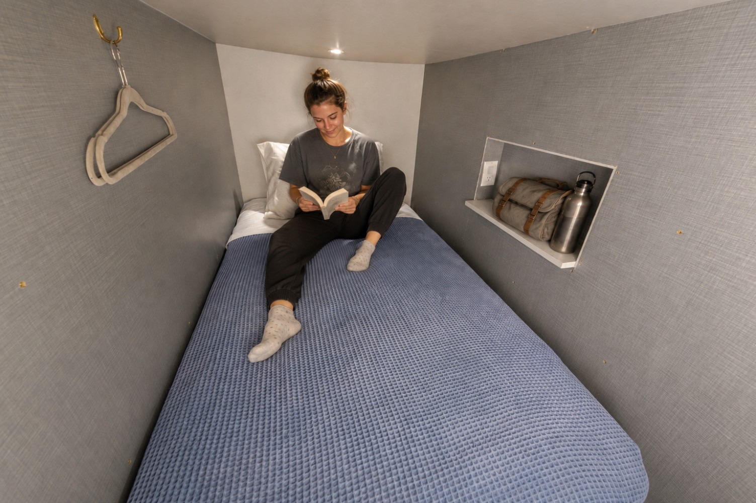 Female Dorm- 8 Bed & 6 Bed — photo 3