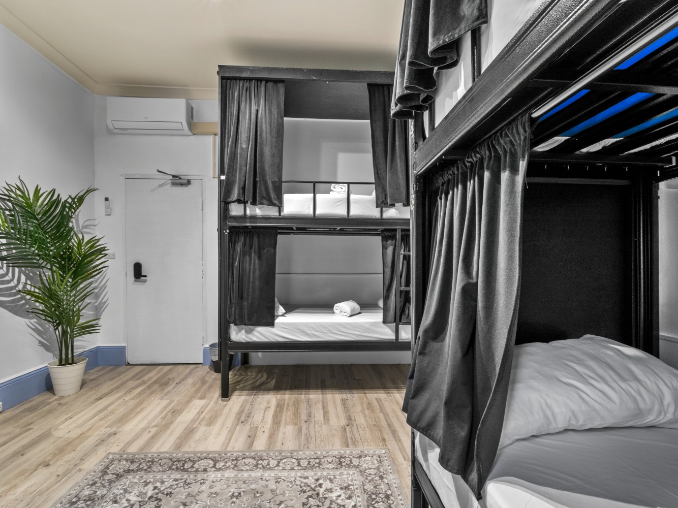 Azzurro Allen Street group room and shared spaces